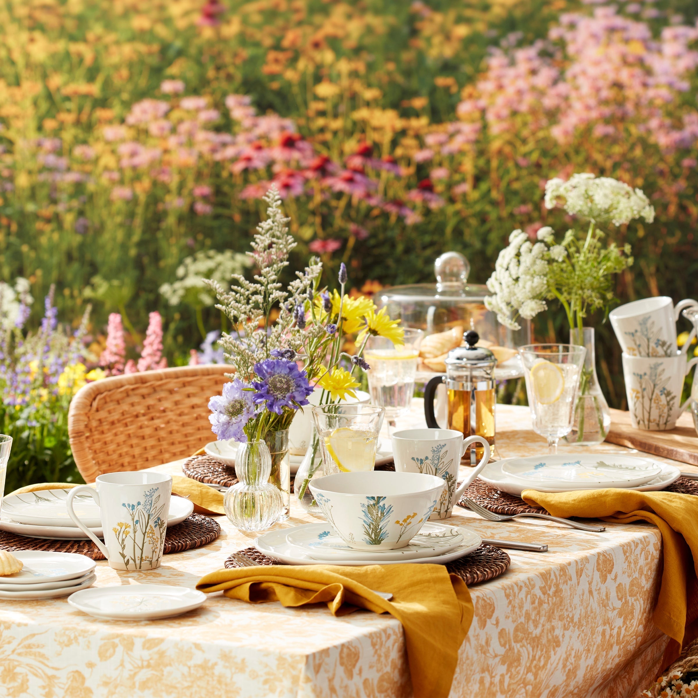Lenox Fine Lenox Fine Wildflowers 16-Piece Dinnerware Set - Image 5