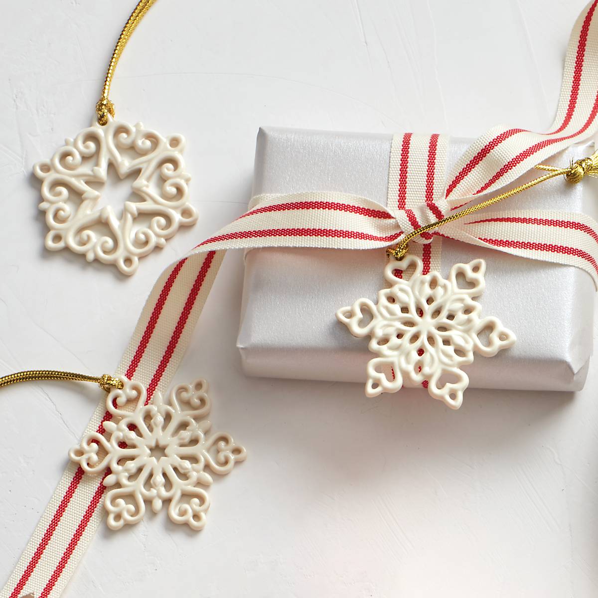 Lenox Fine Lenox Fine Mini Snowflake 3-Piece Ornament Set - Image 3