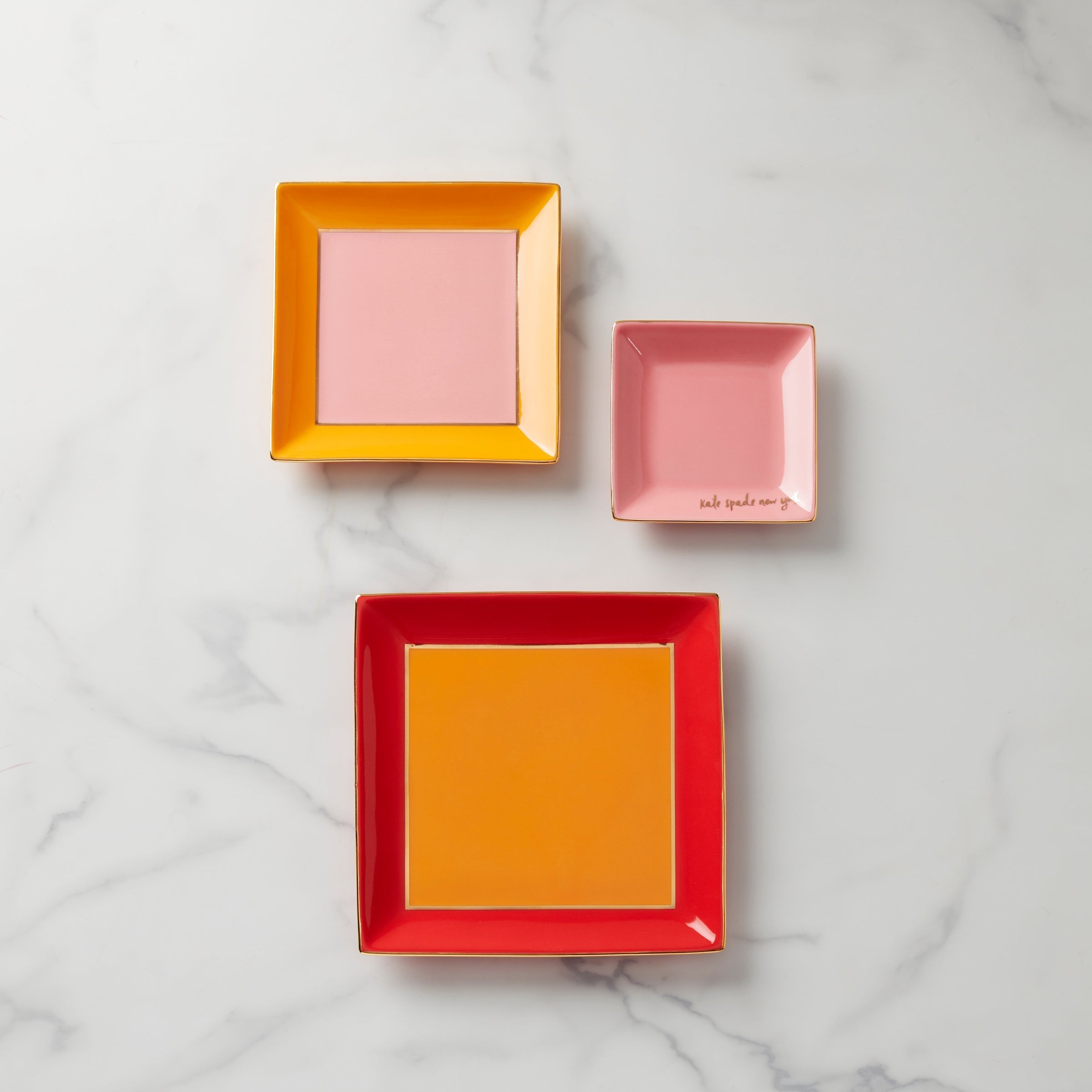 Lenox Fine Lenox Fine Make It Pop Warm Red 3-Piece Tray Set