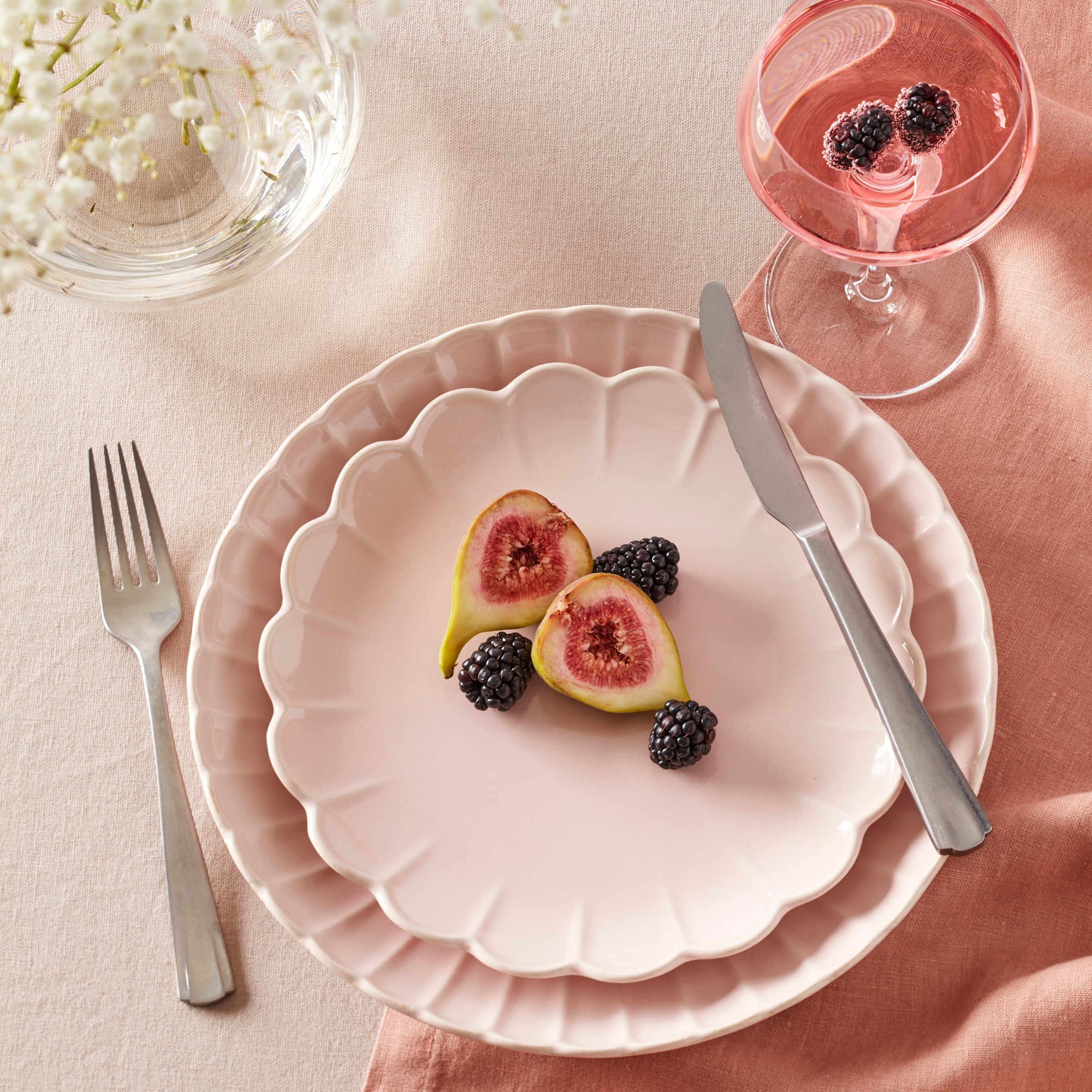 Lenox Fine Lenox Fine French Perle Scallop Blush 12-Piece Dinnerware Set - Image 6