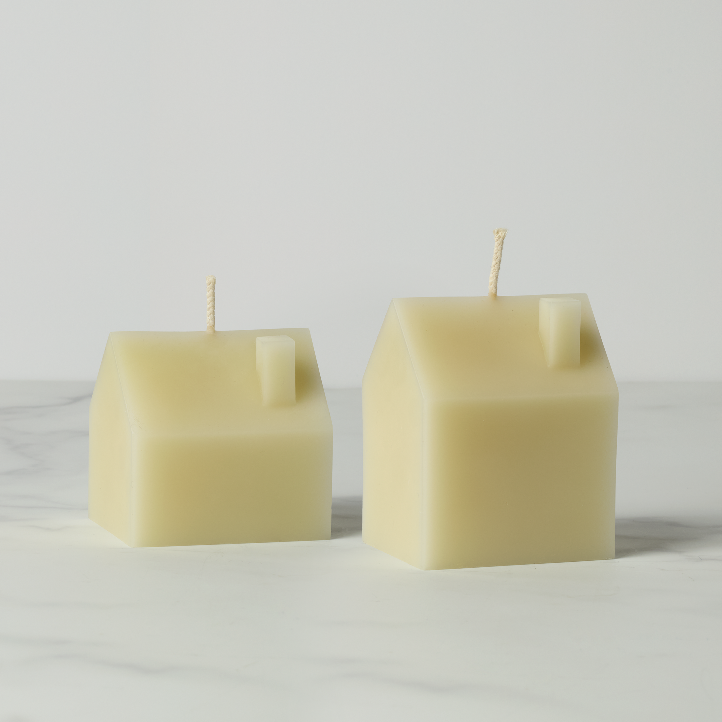 Lenox Fine Lenox Fine Iconic Cream Small House Candle - Image 3