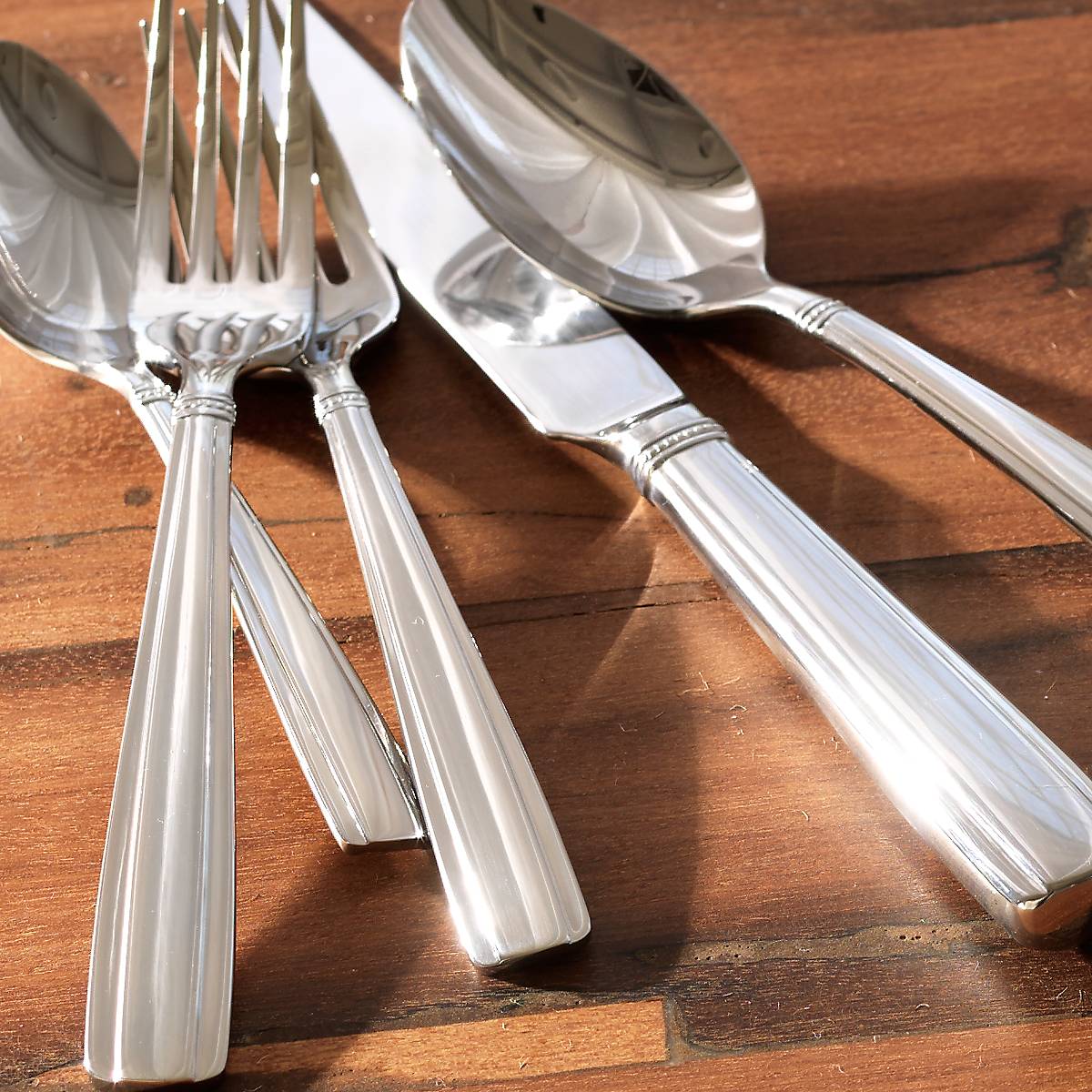 Lenox Fine Lenox Fine Crescendo II 65-Piece Flatware Set - Image 3