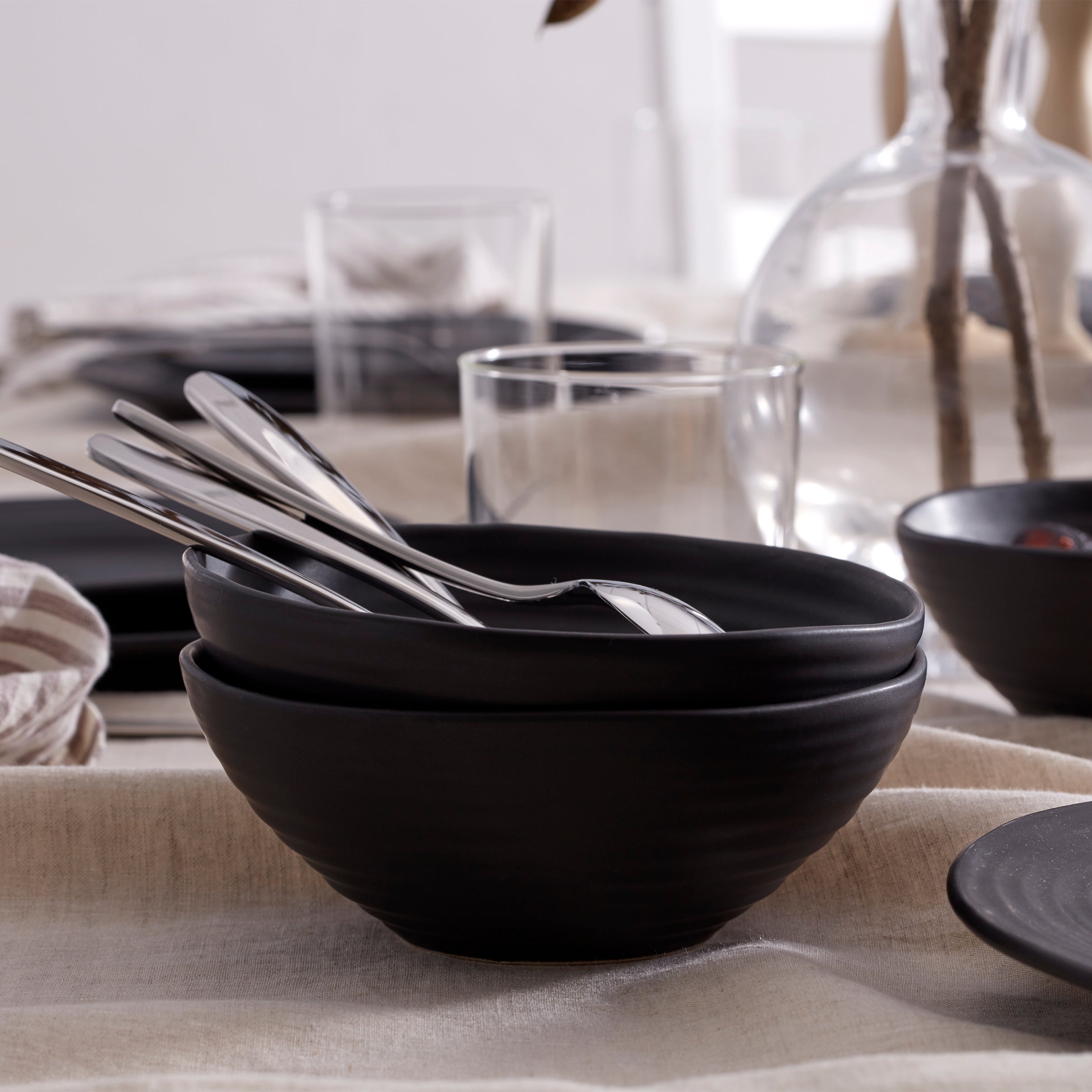 Lenox Fine Lenox Fine Ridge Black 12-Piece Dinnerware Set - Image 12