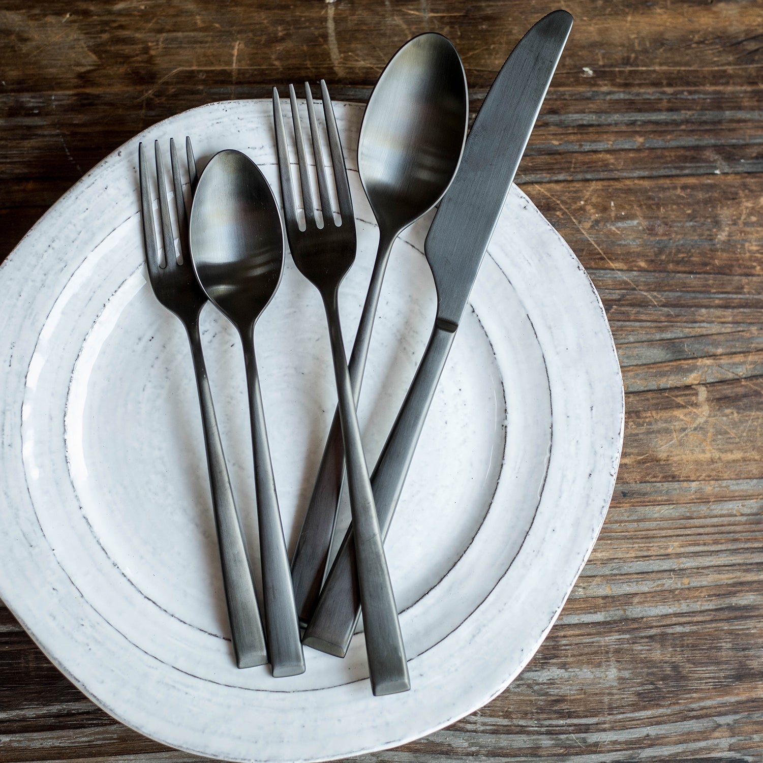 Lenox Fine Lenox Fine Marlise Black Satin 20-Piece Flatware Set - Image 2