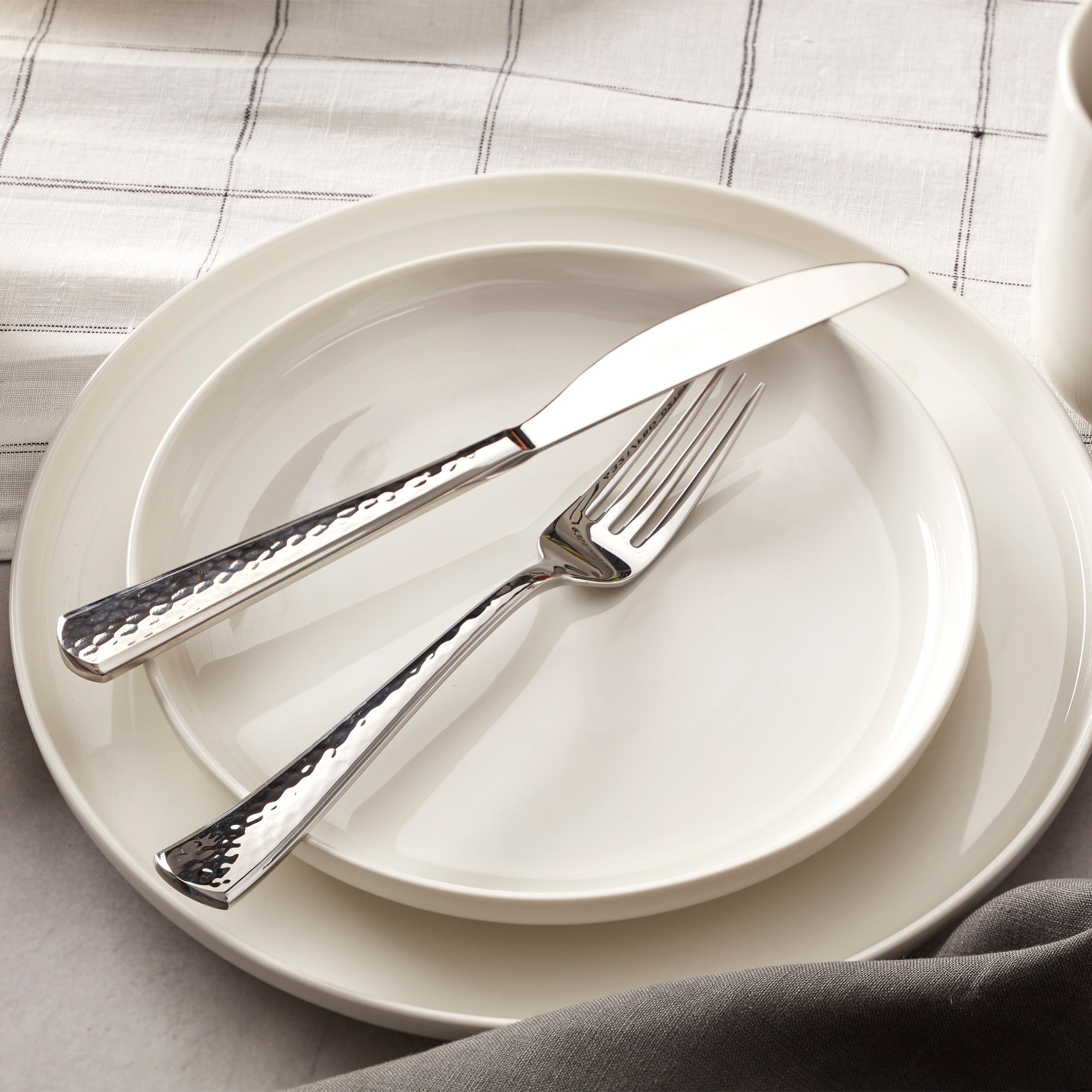 Lenox Fine Lenox Fine Etta 20-Piece Flatware Set - Image 2