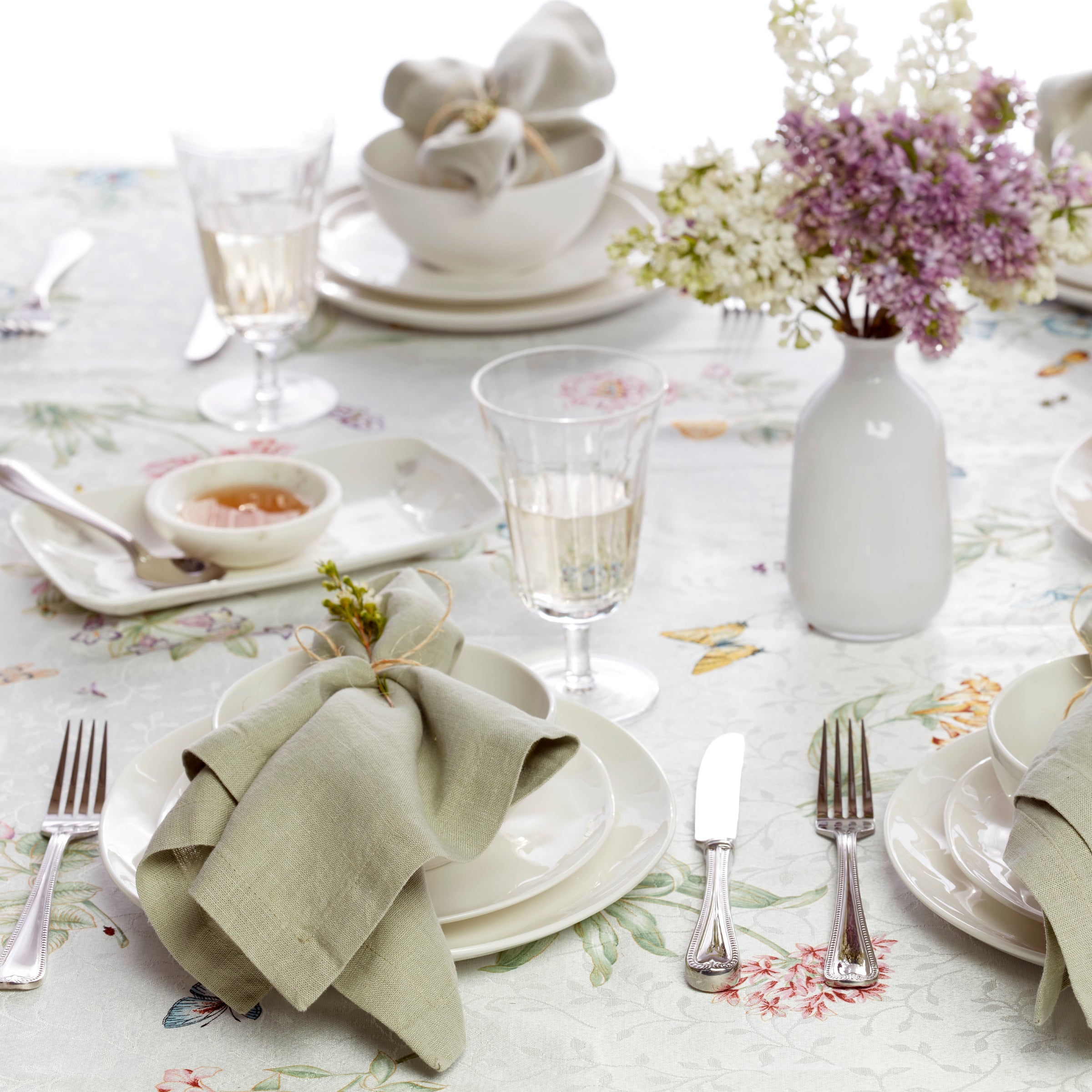 Lenox Fine Lenox Fine Bay Colors White 12-Piece Dinnerware Set - Image 4