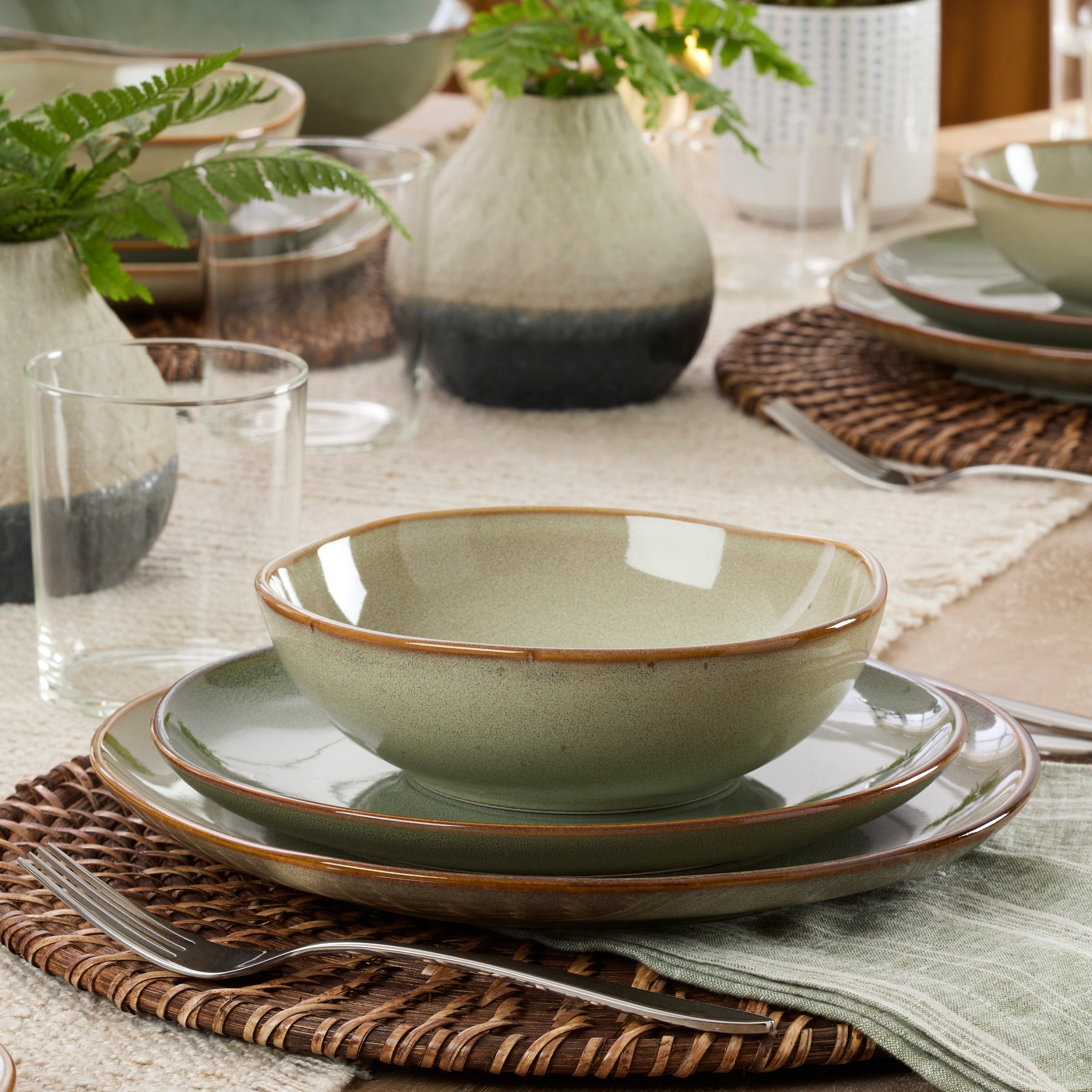 Lenox Fine Lenox Fine Organic Shades Sage Green 12-Piece Dinnerware Set - Image 3