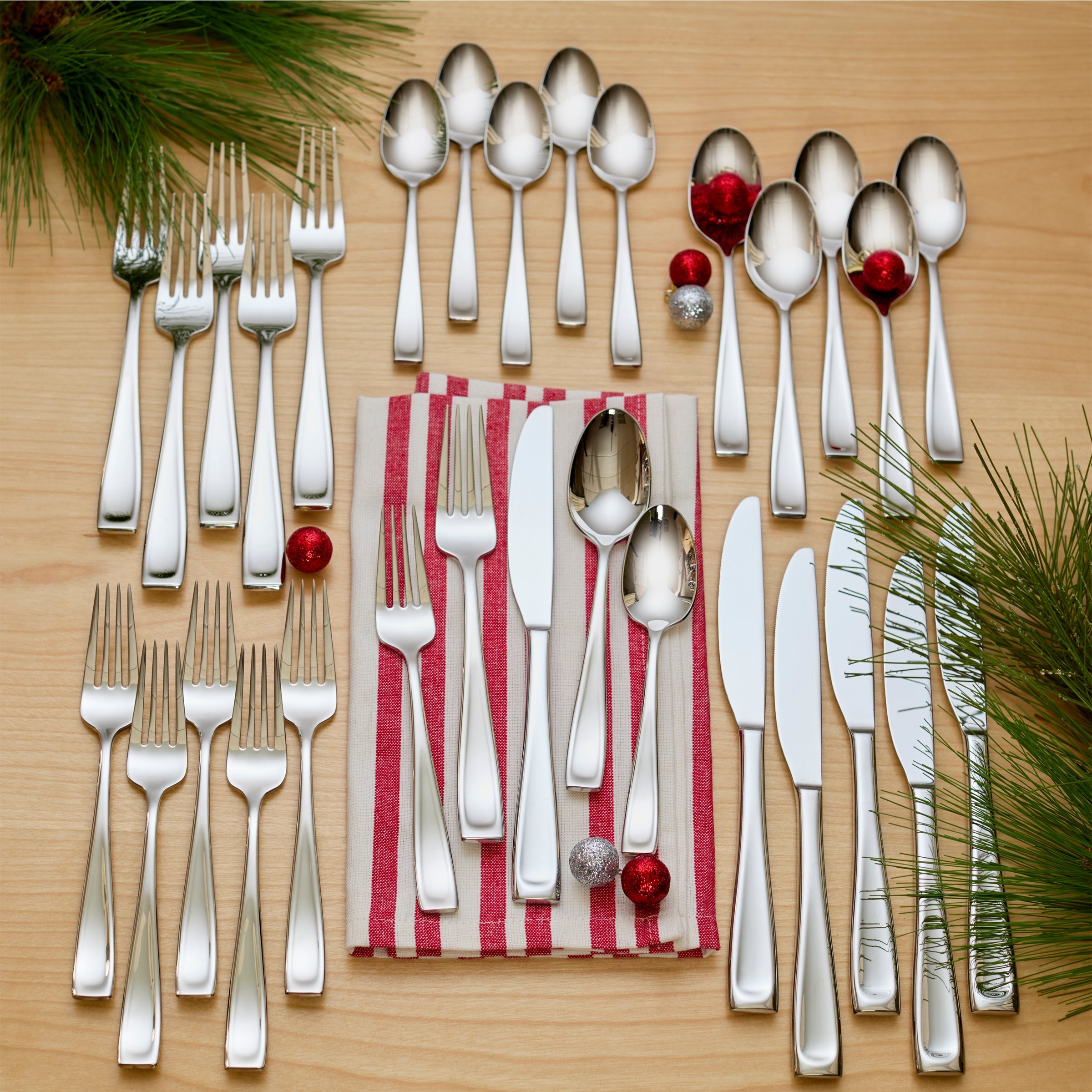 Lenox Fine Lenox Fine Moda 75-Piece Flatware Set - Image 3