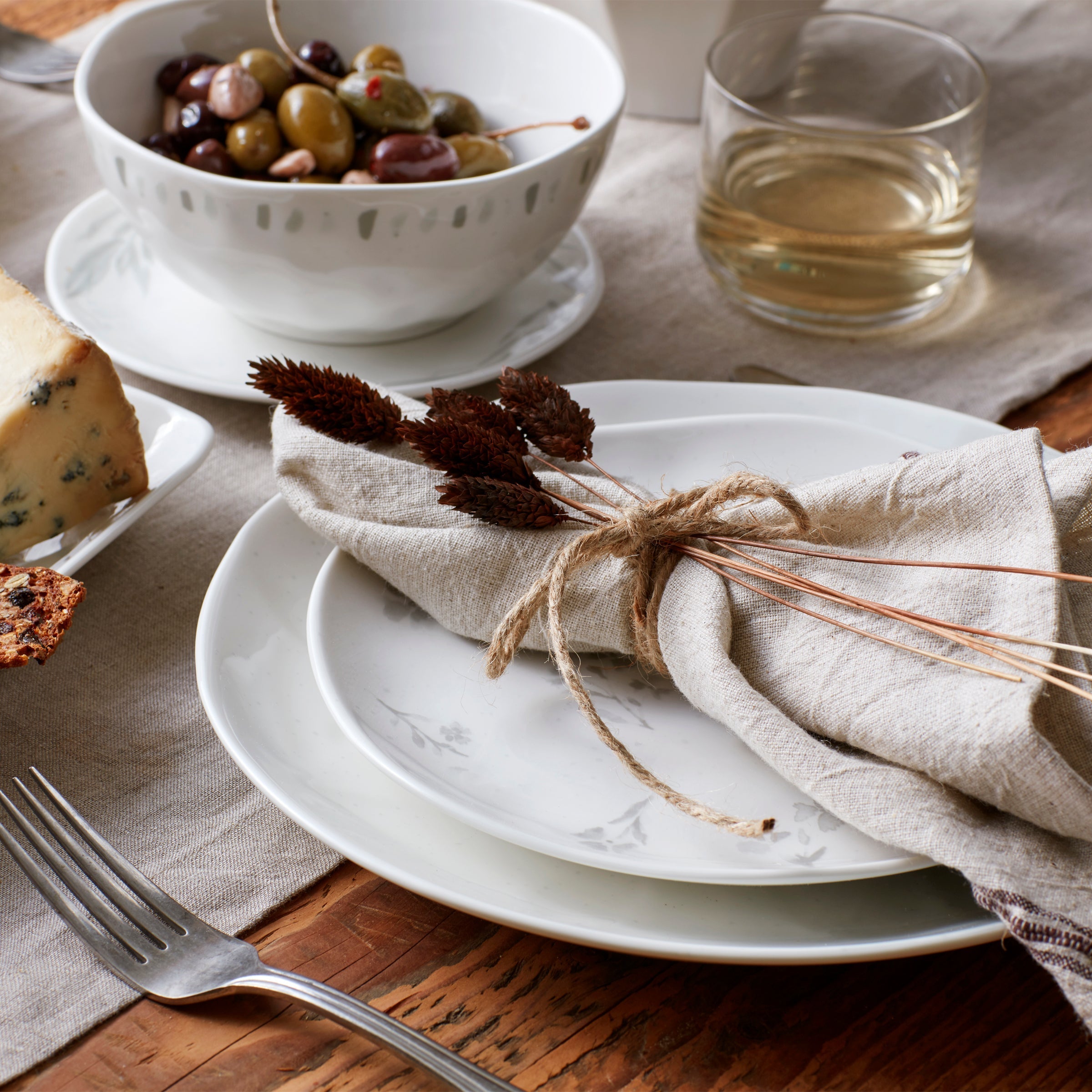 Lenox Fine Lenox Fine Oyster Bay 12-Piece Dinnerware Set - Image 3