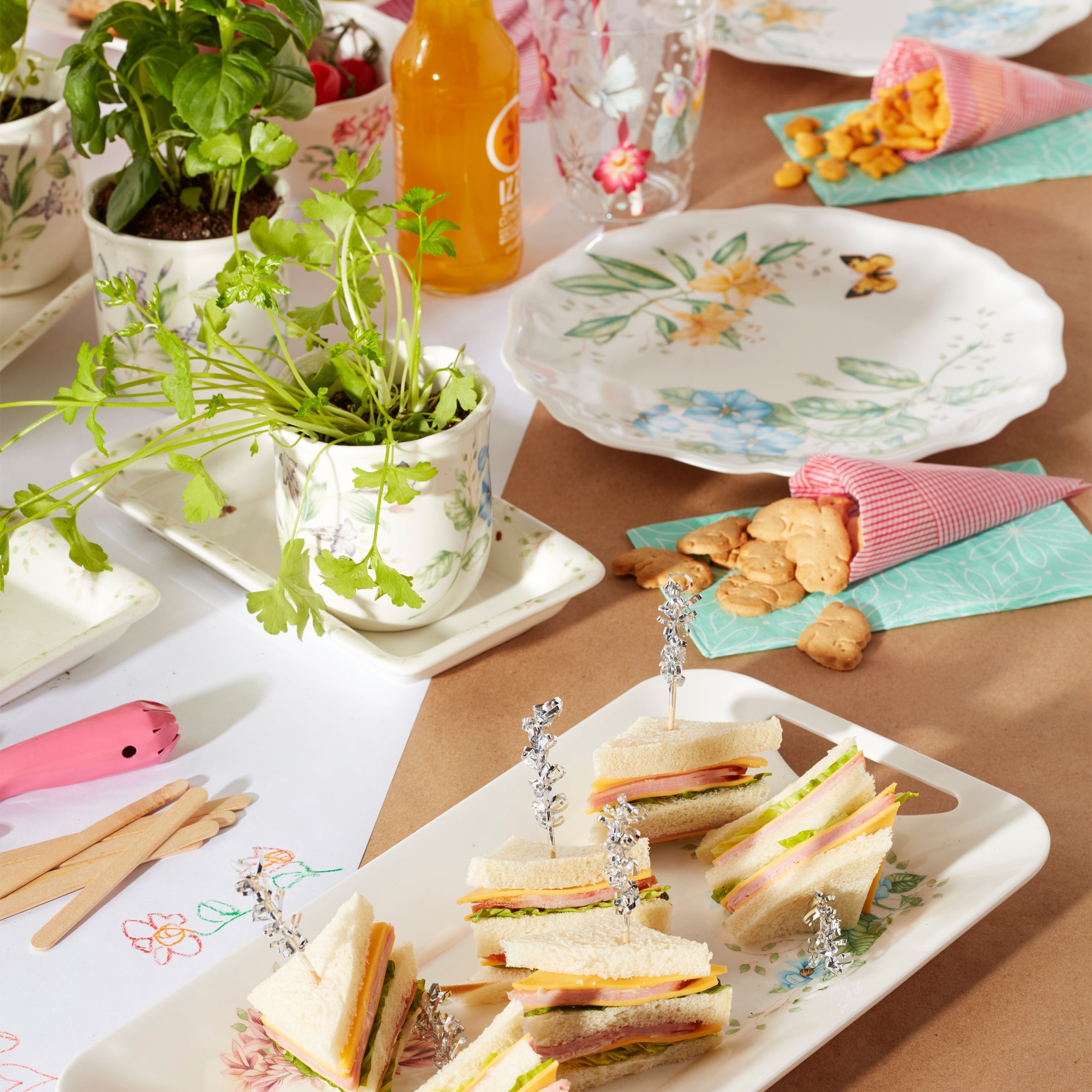 Lenox Fine Lenox Fine Butterfly Meadow Melamine Hors d'Oeuvres Tray - Image 6