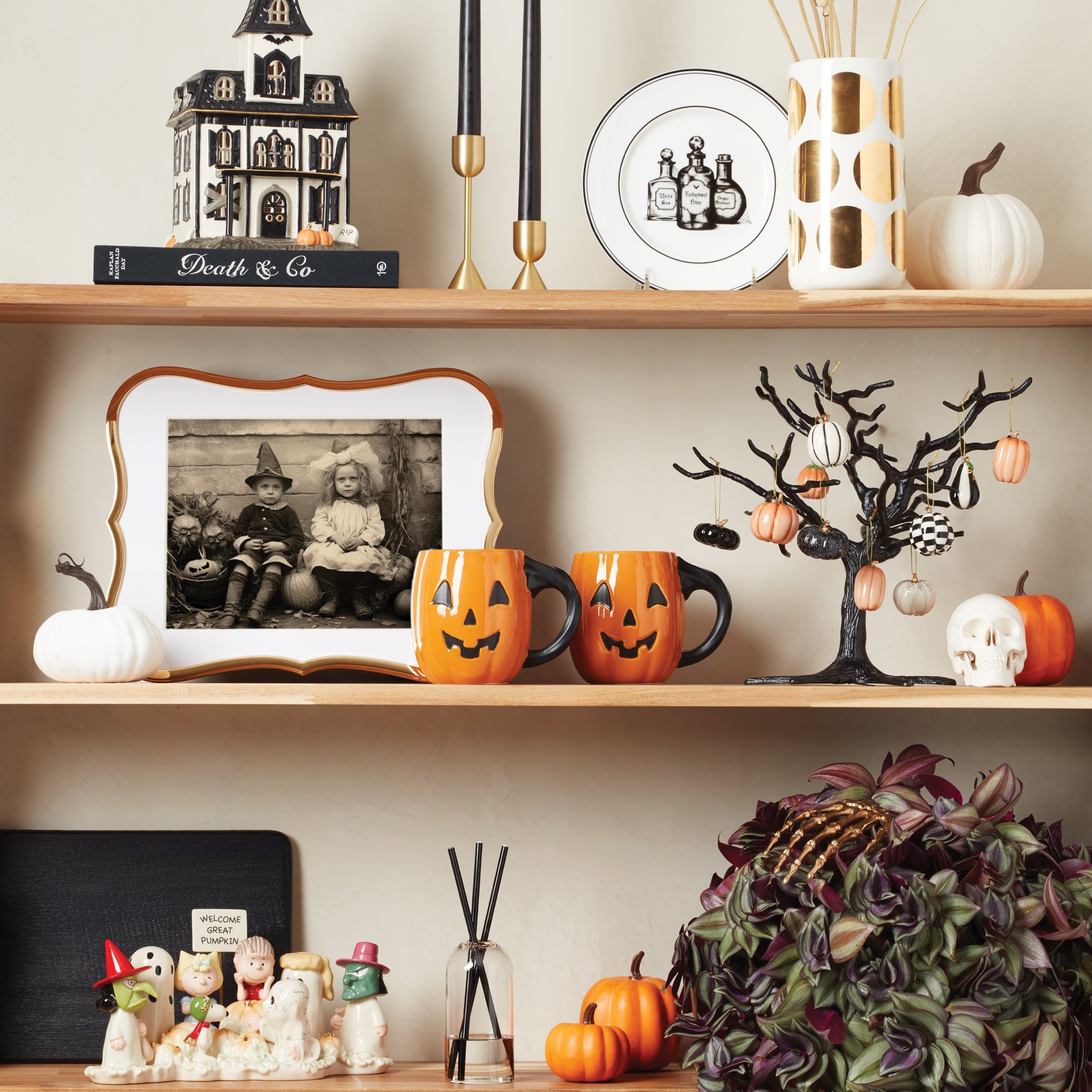 Lenox Fine Lenox Fine Welcome Great Pumpkin Figurine - Image 2