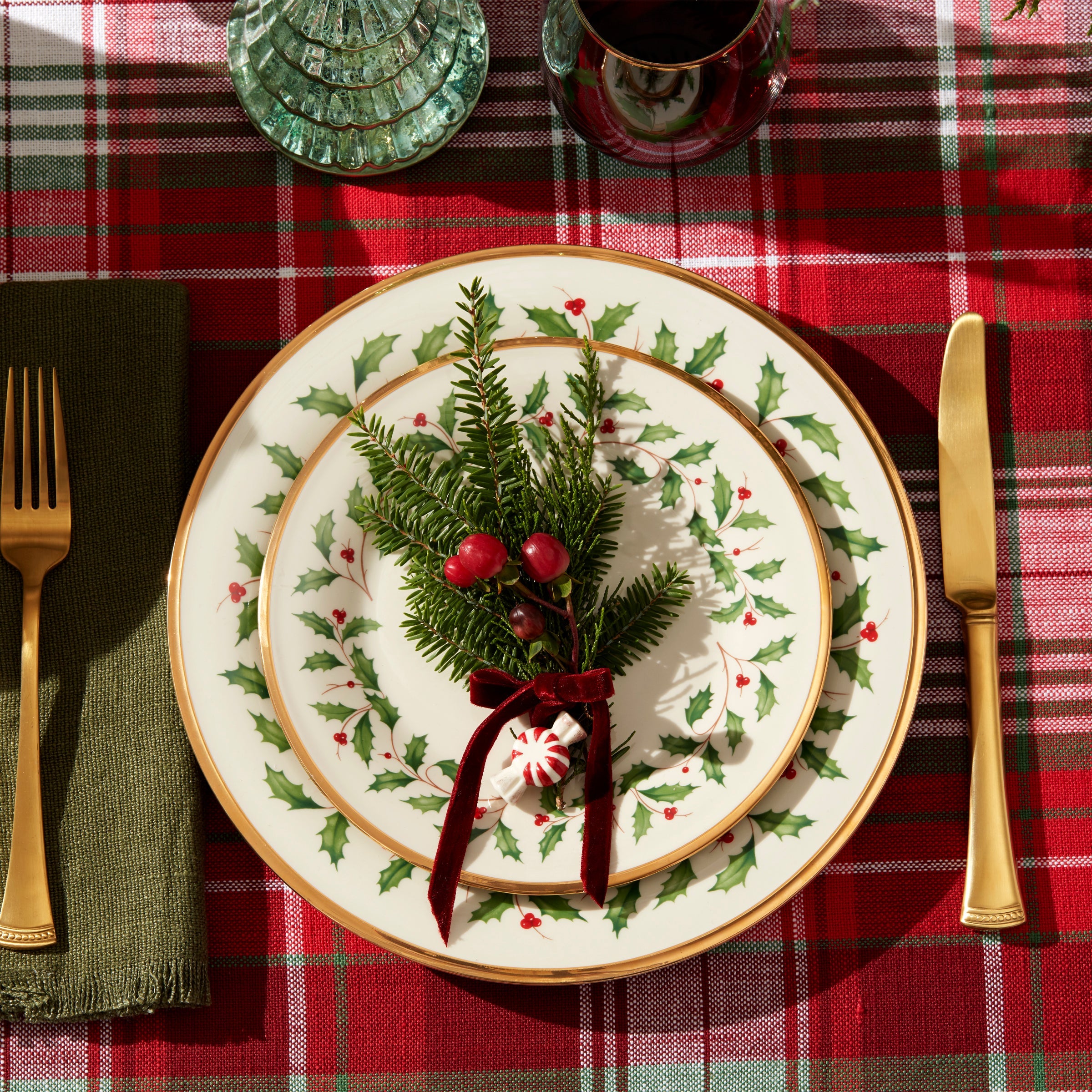 Lenox Fine Lenox Fine Holiday 18-Piece Dinnerware Set - Image 3