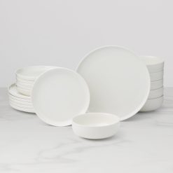 Lenox Fine Lenox Fine 24 Seven White 18-Piece Dinnerware Set
