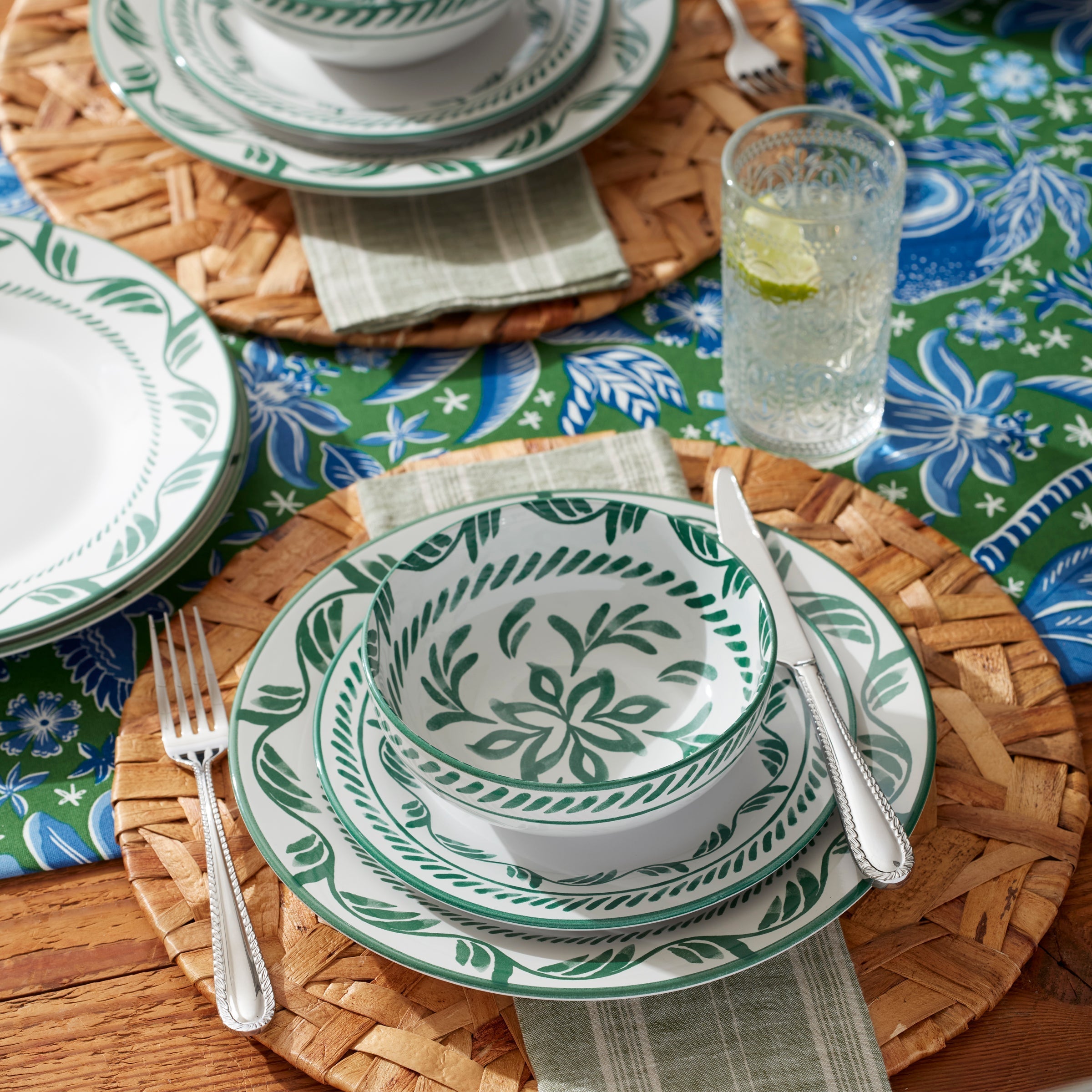 Lenox Fine Lenox Fine Solear Green 12-Piece Dinnerware Set - Image 7