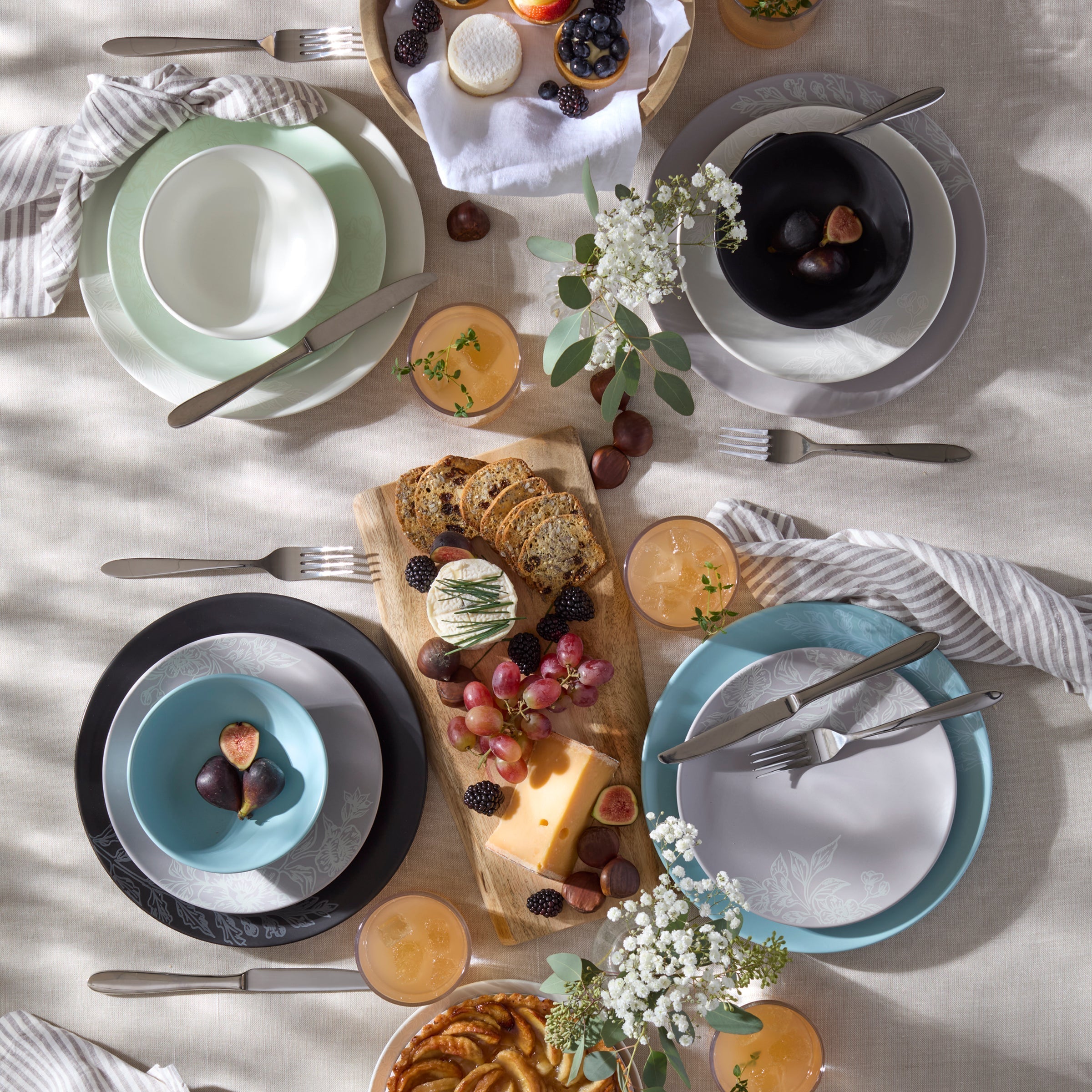 Lenox Fine Lenox Fine Roseto White 12-Piece Dinnerware Set - Image 7