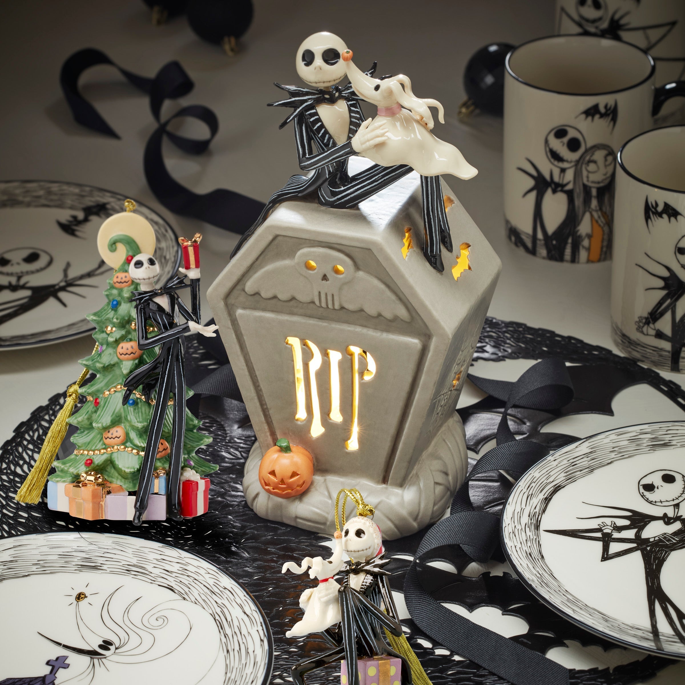 Lenox Fine Lenox Fine Nightmare Before Christmas Lit Figurine - Image 5
