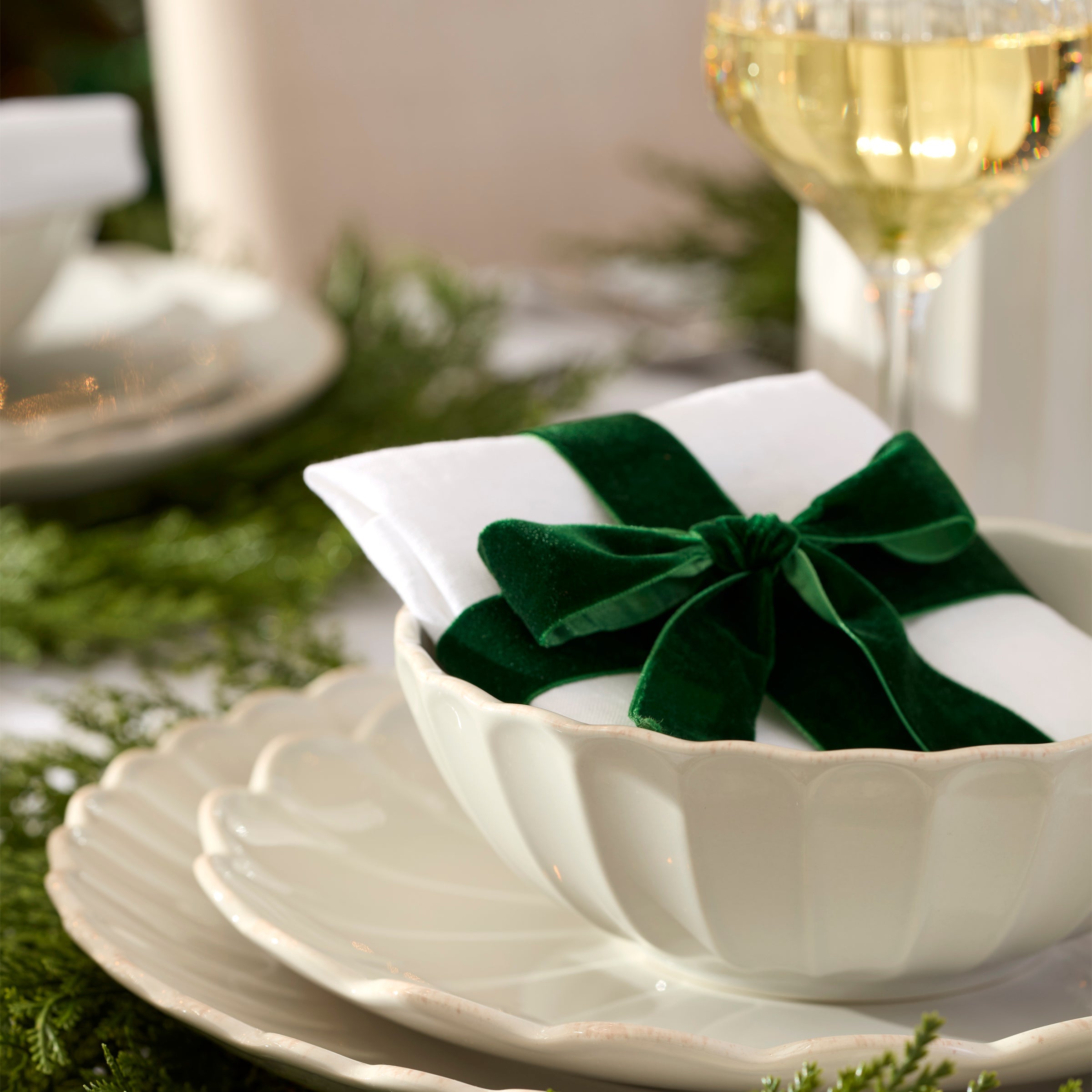 Lenox Fine Lenox Fine French Perle Scallop White 12-Piece Dinnerware Set - Image 5