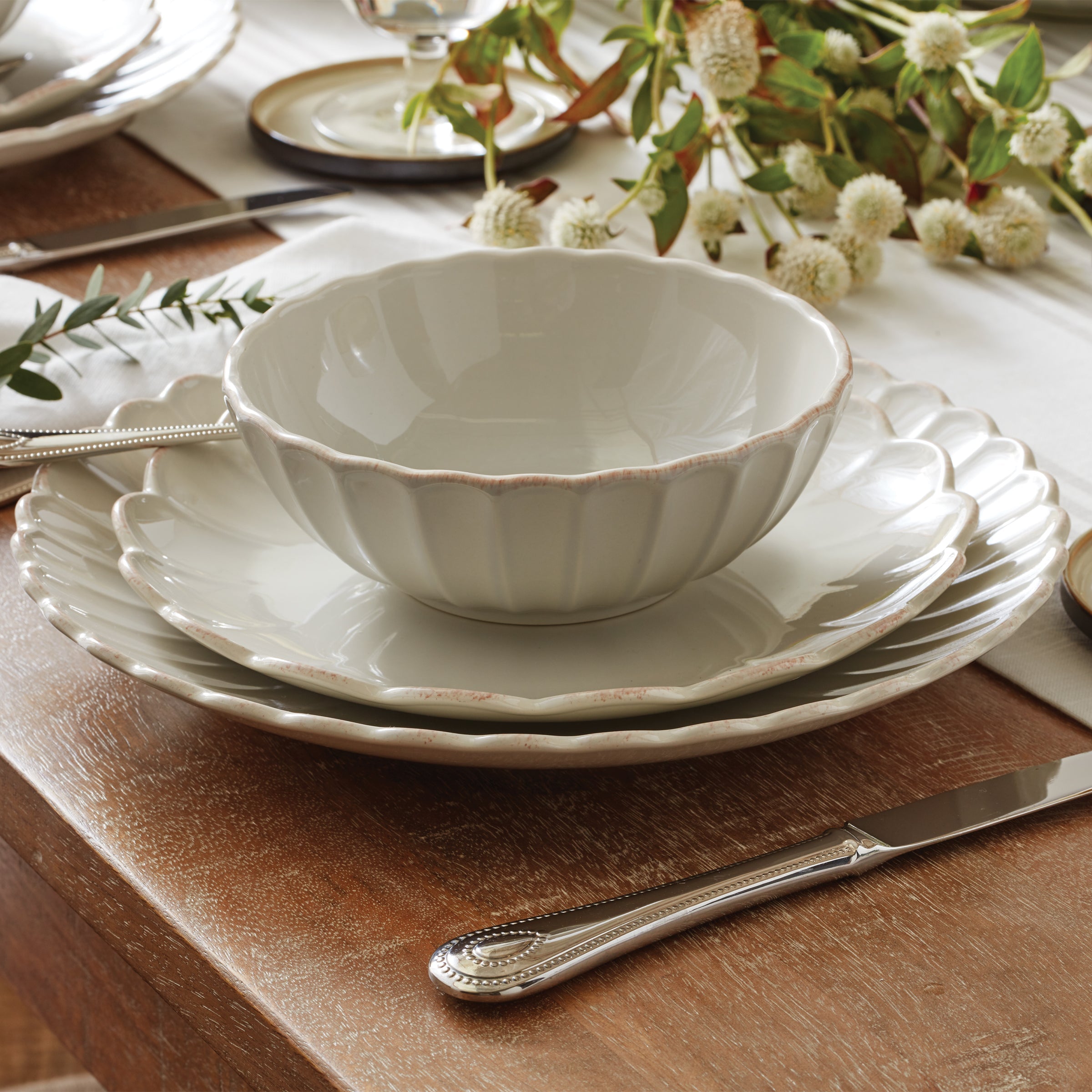 Lenox Fine Lenox Fine French Perle Scallop White 24-Piece Dinnerware Set - Image 2