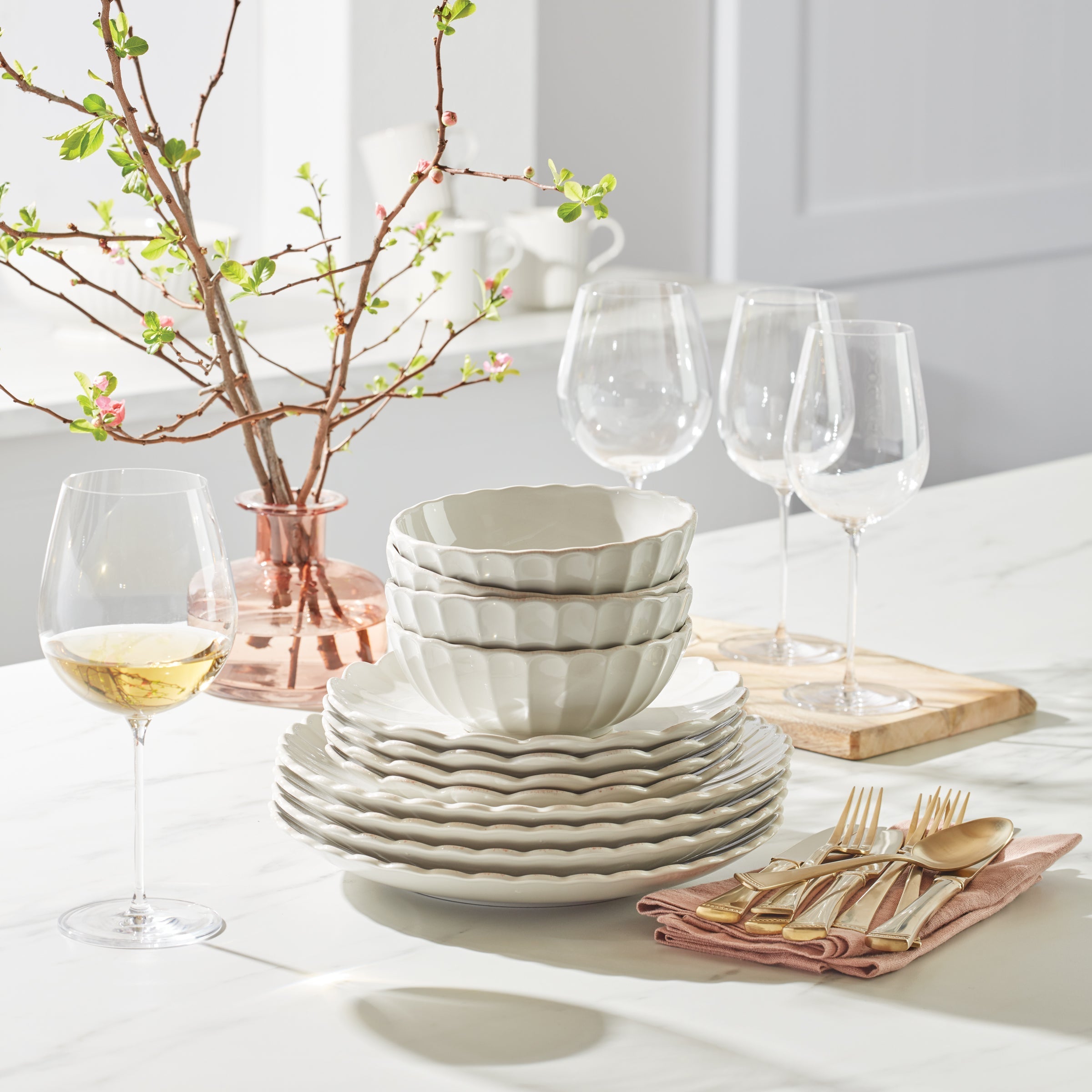 Lenox Fine Lenox Fine French Perle Scallop White 12-Piece Dinnerware Set - Image 8