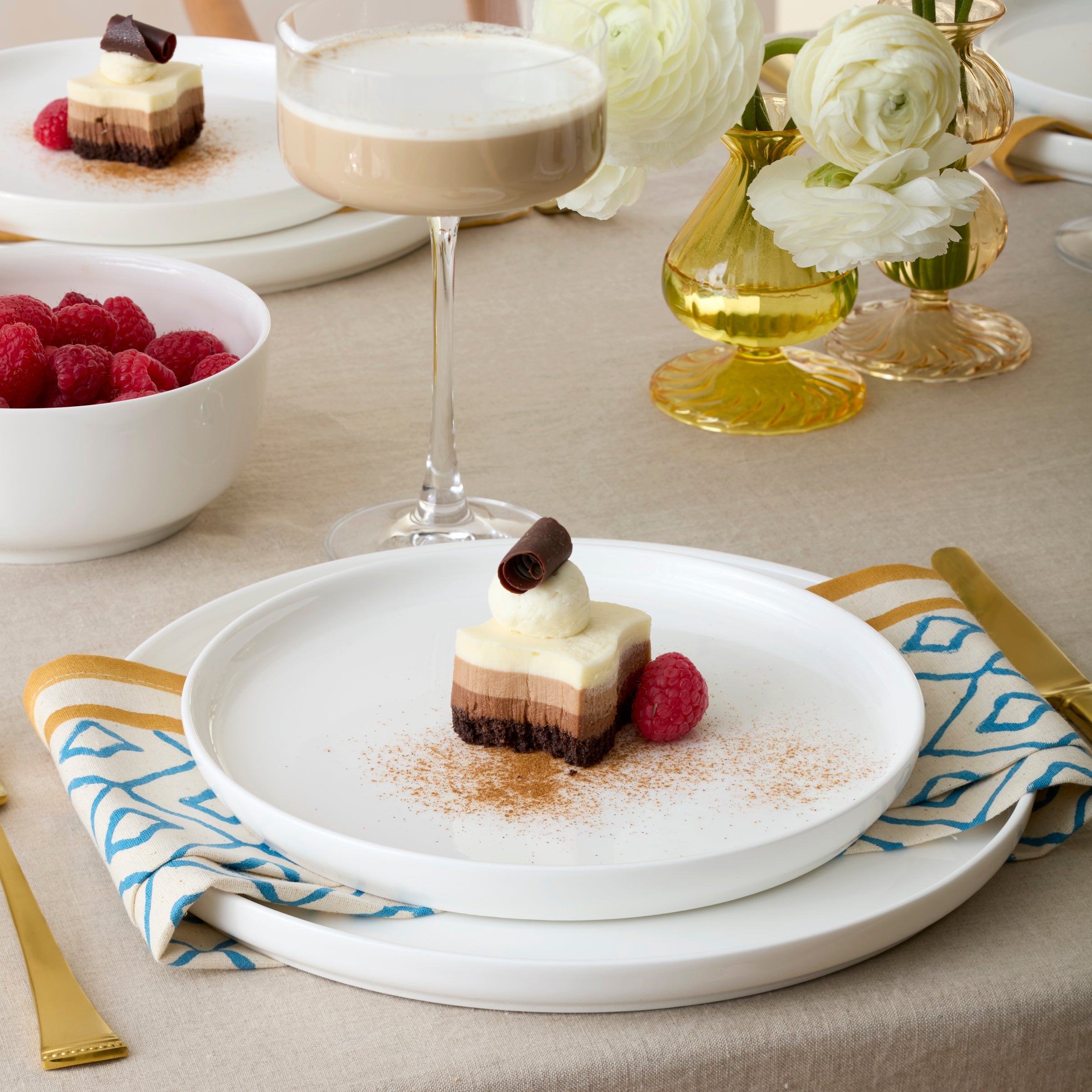 Lenox Fine Lenox Fine Modern White 24-Piece Dinnerware Set - Image 3