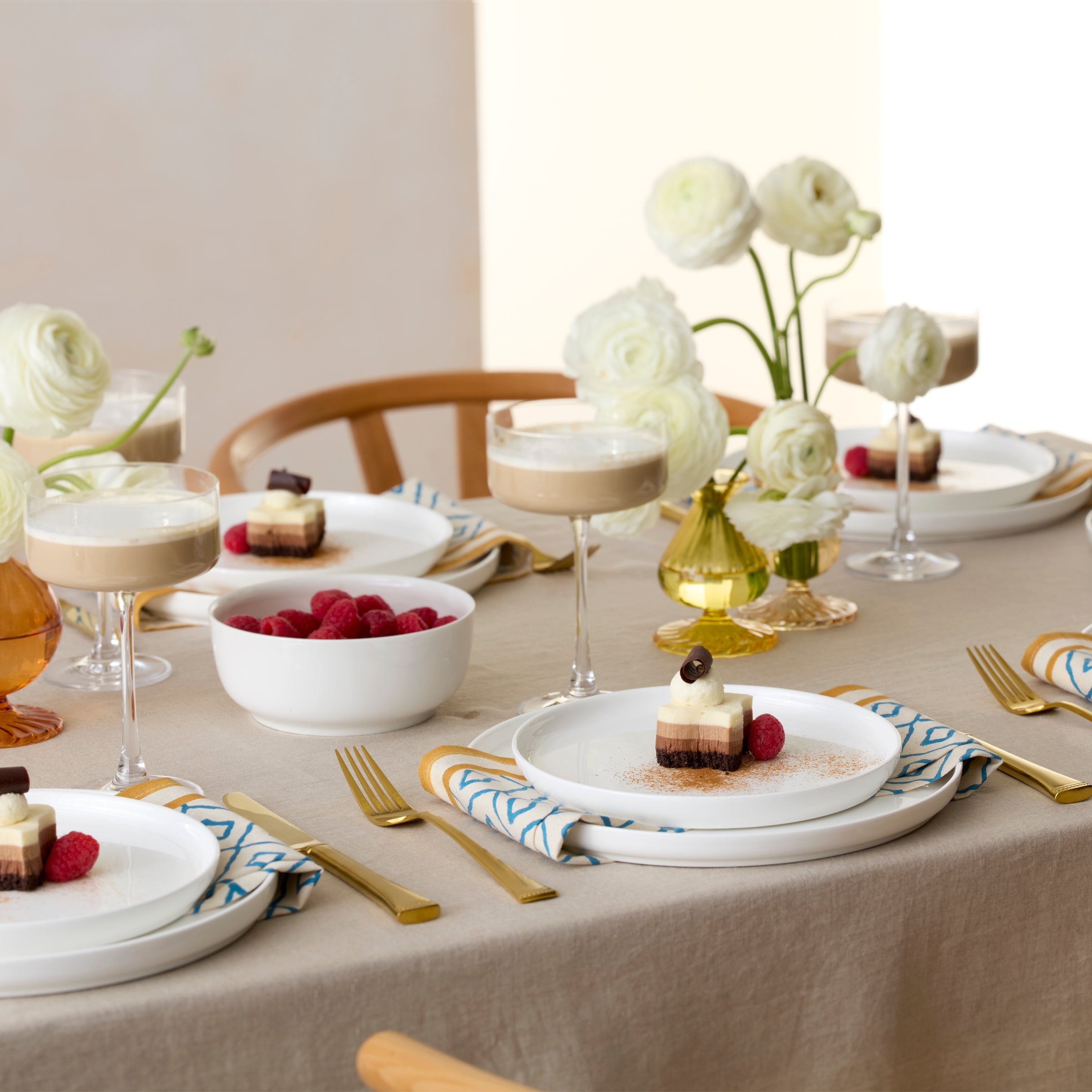Lenox Fine Lenox Fine Modern White 24-Piece Dinnerware Set - Image 4