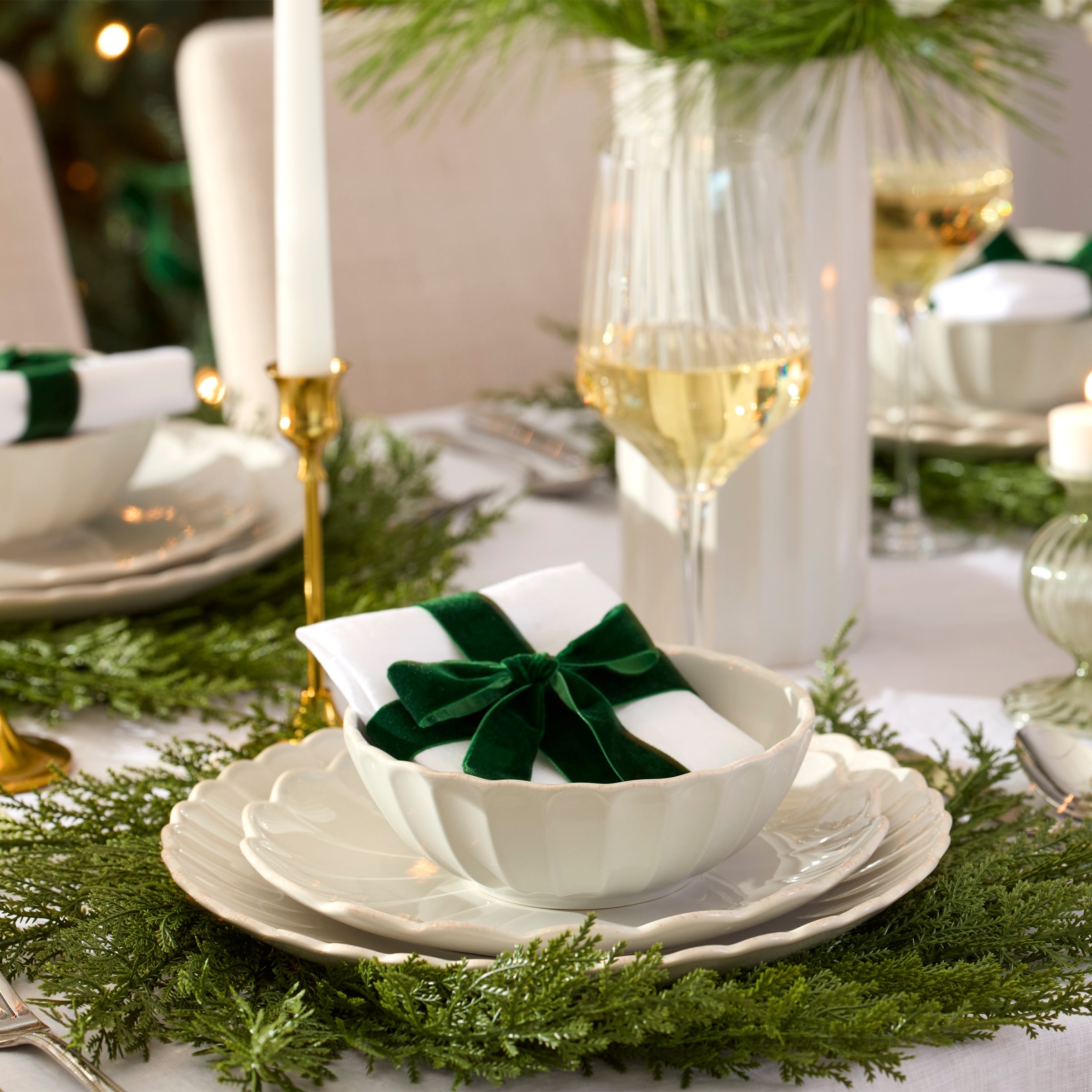Lenox Fine Lenox Fine French Perle Scallop White 12-Piece Dinnerware Set - Image 9