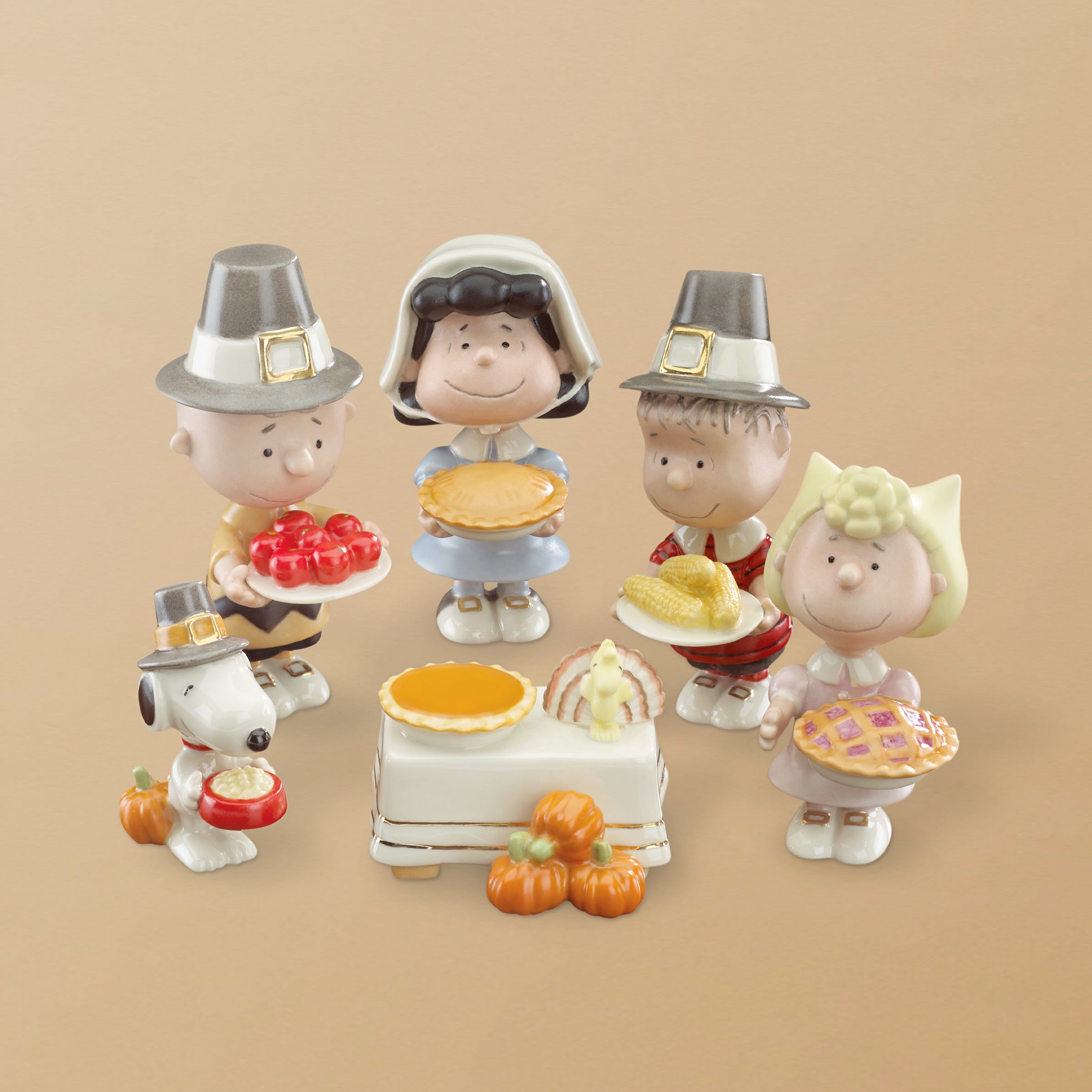 Lenox Fine Lenox Fine Peanuts Thanksgiving 6-Piece Figurine Set