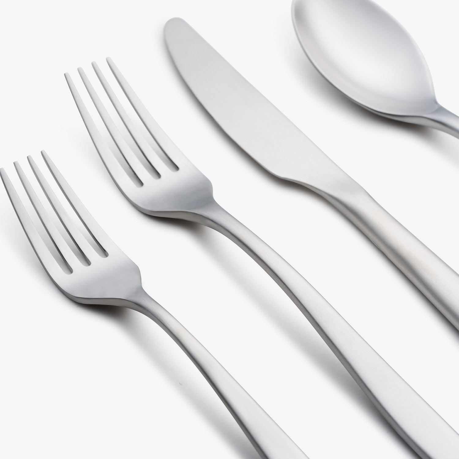 Lenox Fine Lenox Fine Averie Satin 20-Piece Flatware Set - Image 4