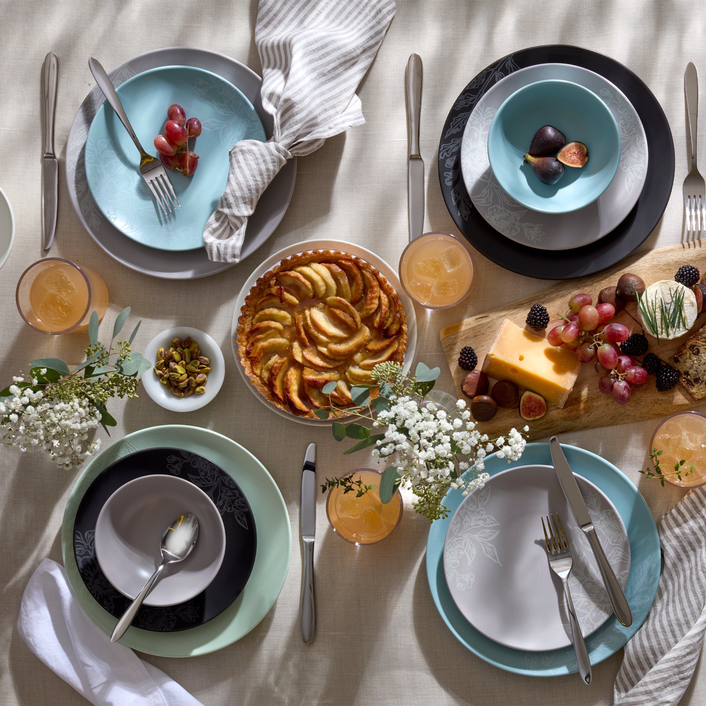 Lenox Fine Lenox Fine Roseto White 12-Piece Dinnerware Set - Image 6