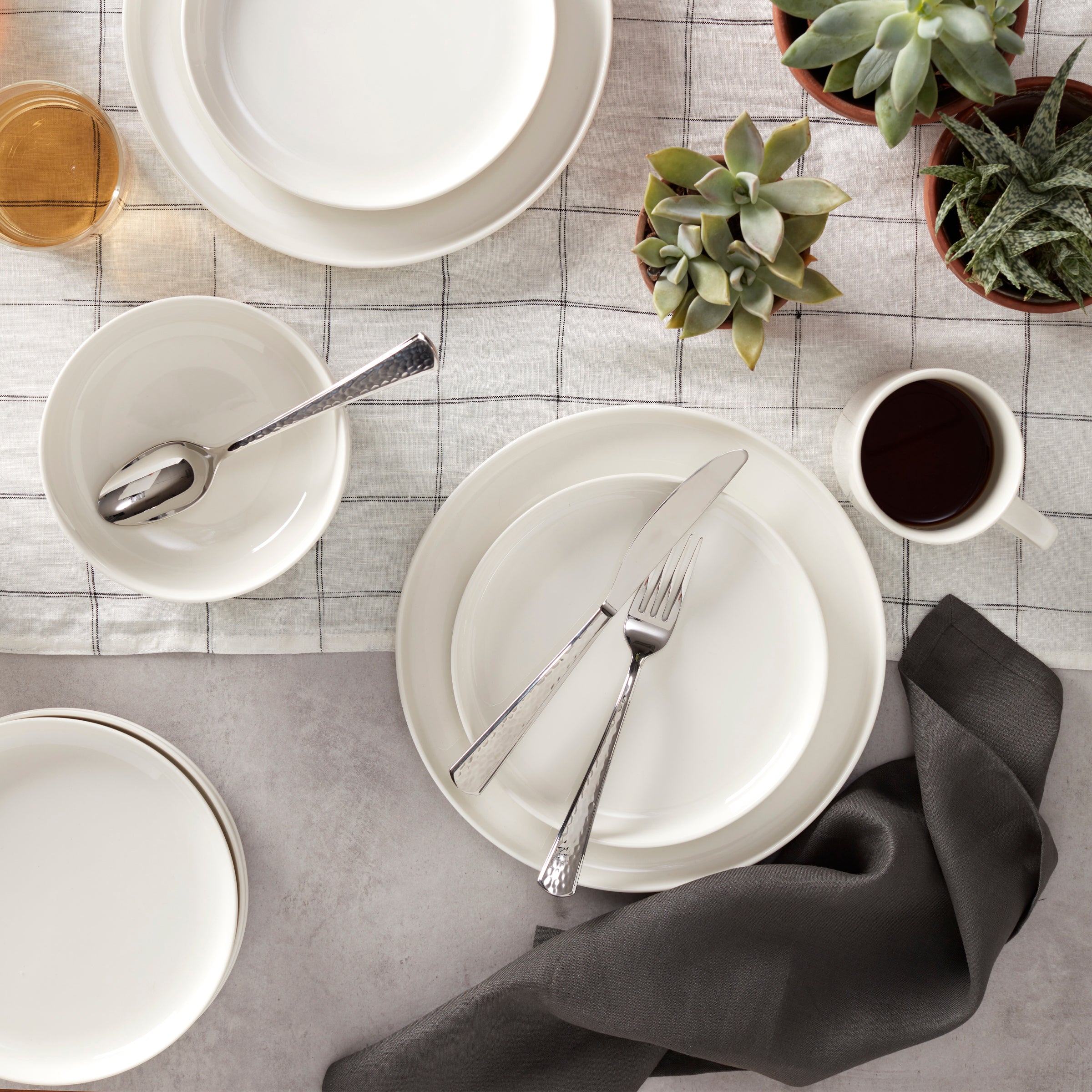 Lenox Fine Lenox Fine Etta 20-Piece Flatware Set - Image 5