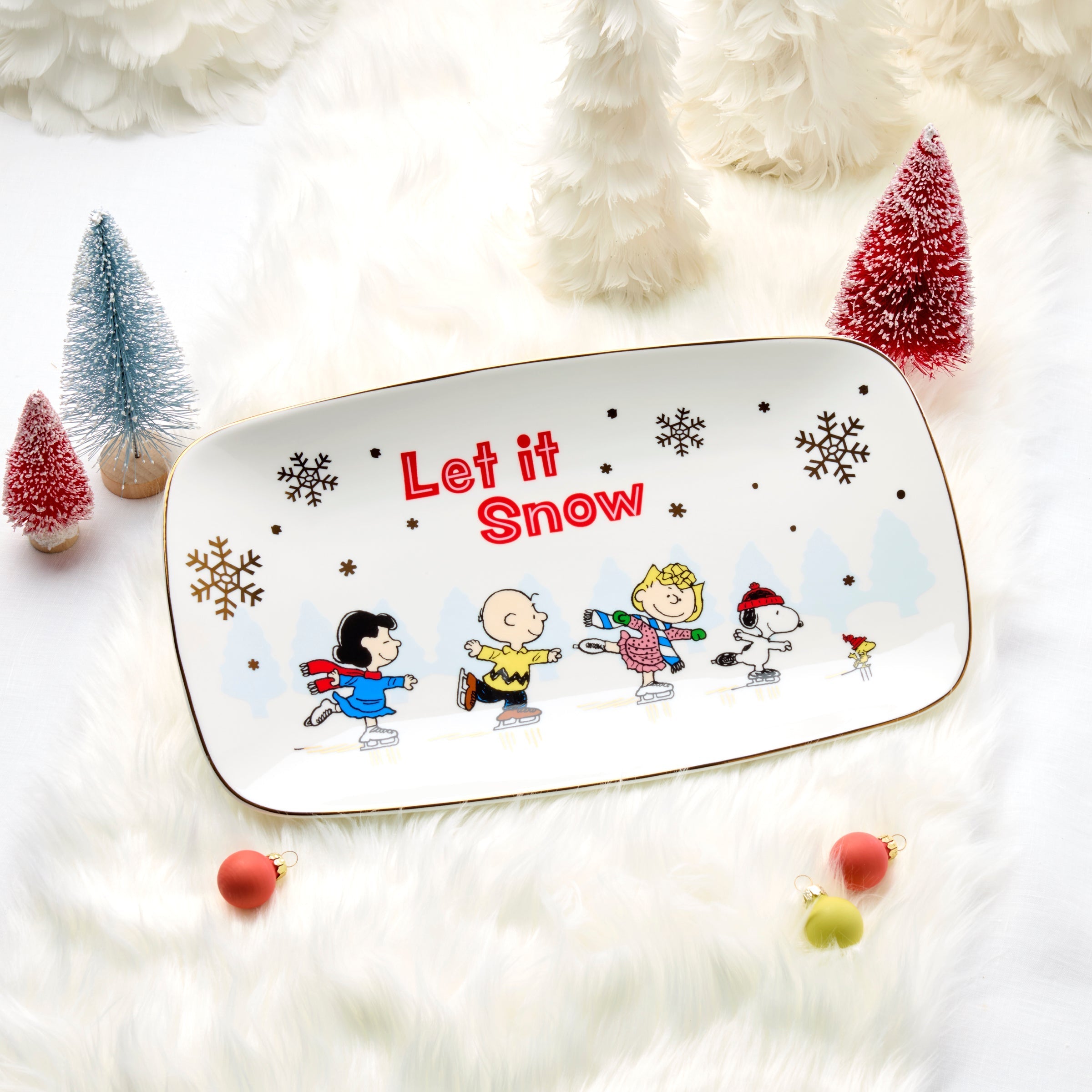 Lenox Fine Lenox Fine Snoopy Skating Hors d'Oeuvres Tray - Image 2