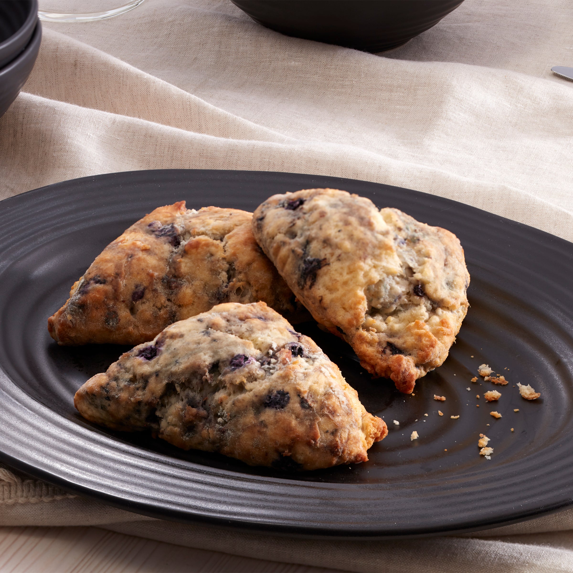 Lenox Fine Lenox Fine Ridge Black 12-Piece Dinnerware Set - Image 15
