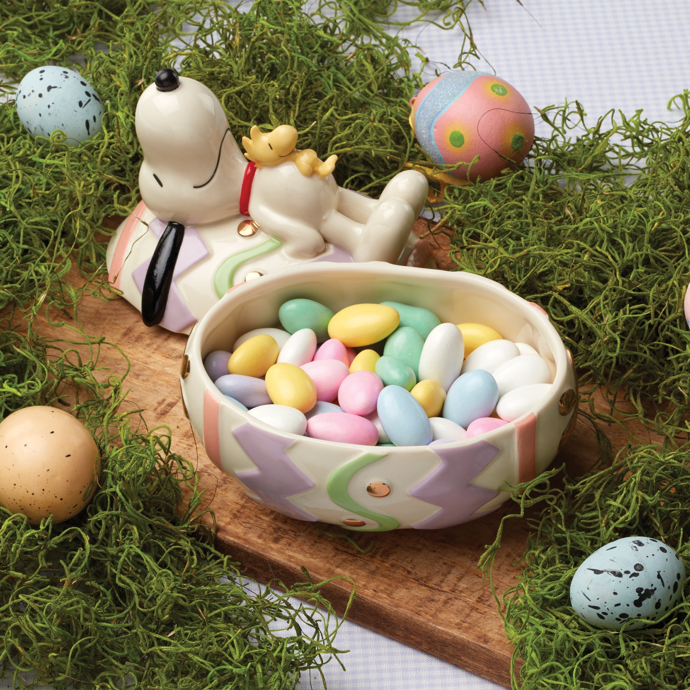 Lenox Fine Lenox Fine Snoopy Easter Covered Candy Dish - Image 4
