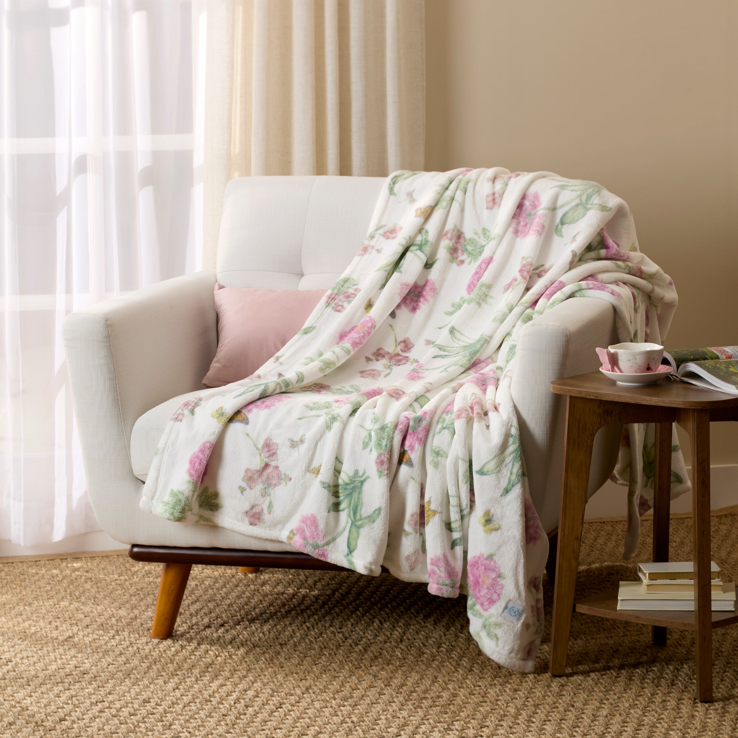 Lenox Fine Lenox Fine Butterfly Meadow Bloom Pink Throw Blanket