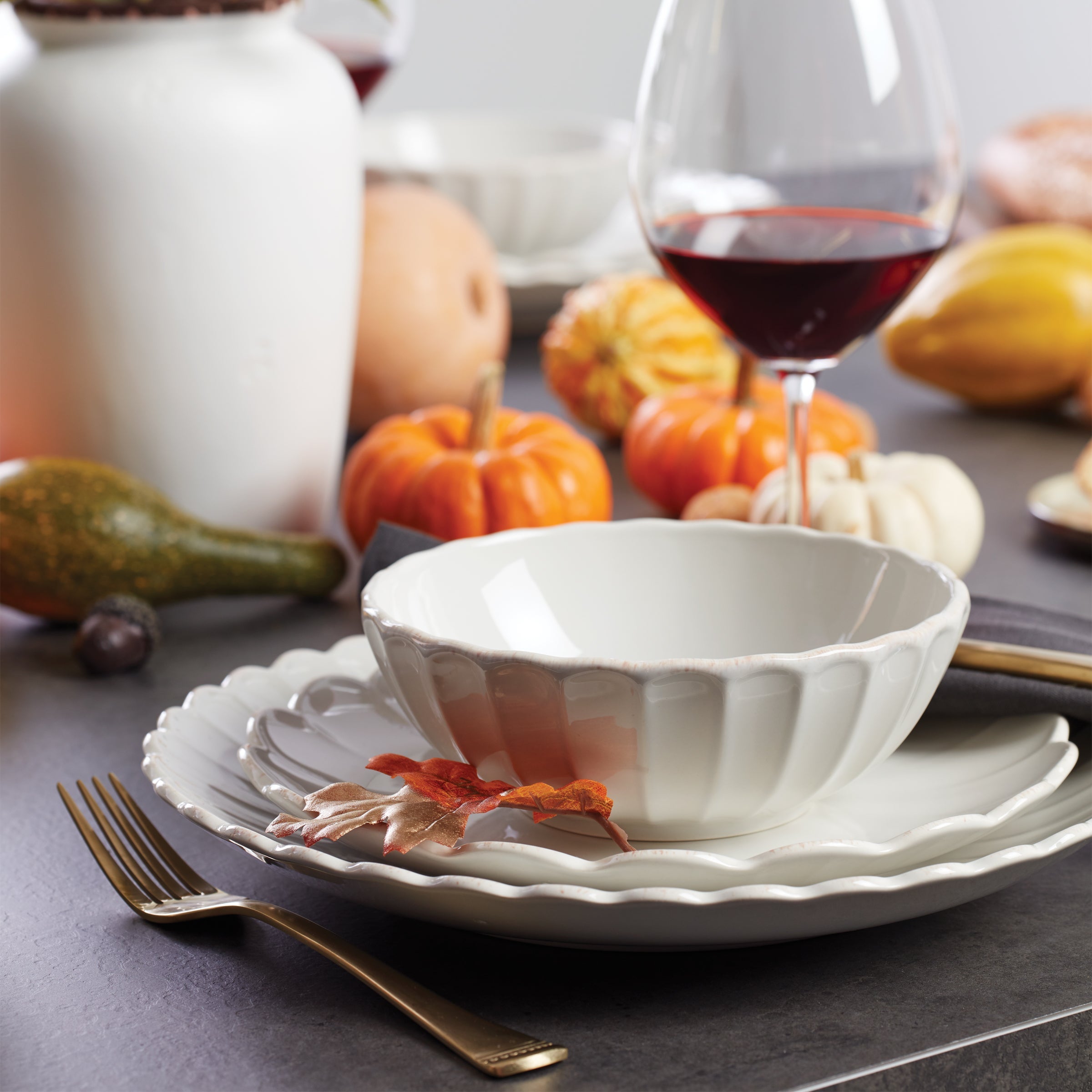 Lenox Fine Lenox Fine French Perle Scallop White 24-Piece Dinnerware Set - Image 4