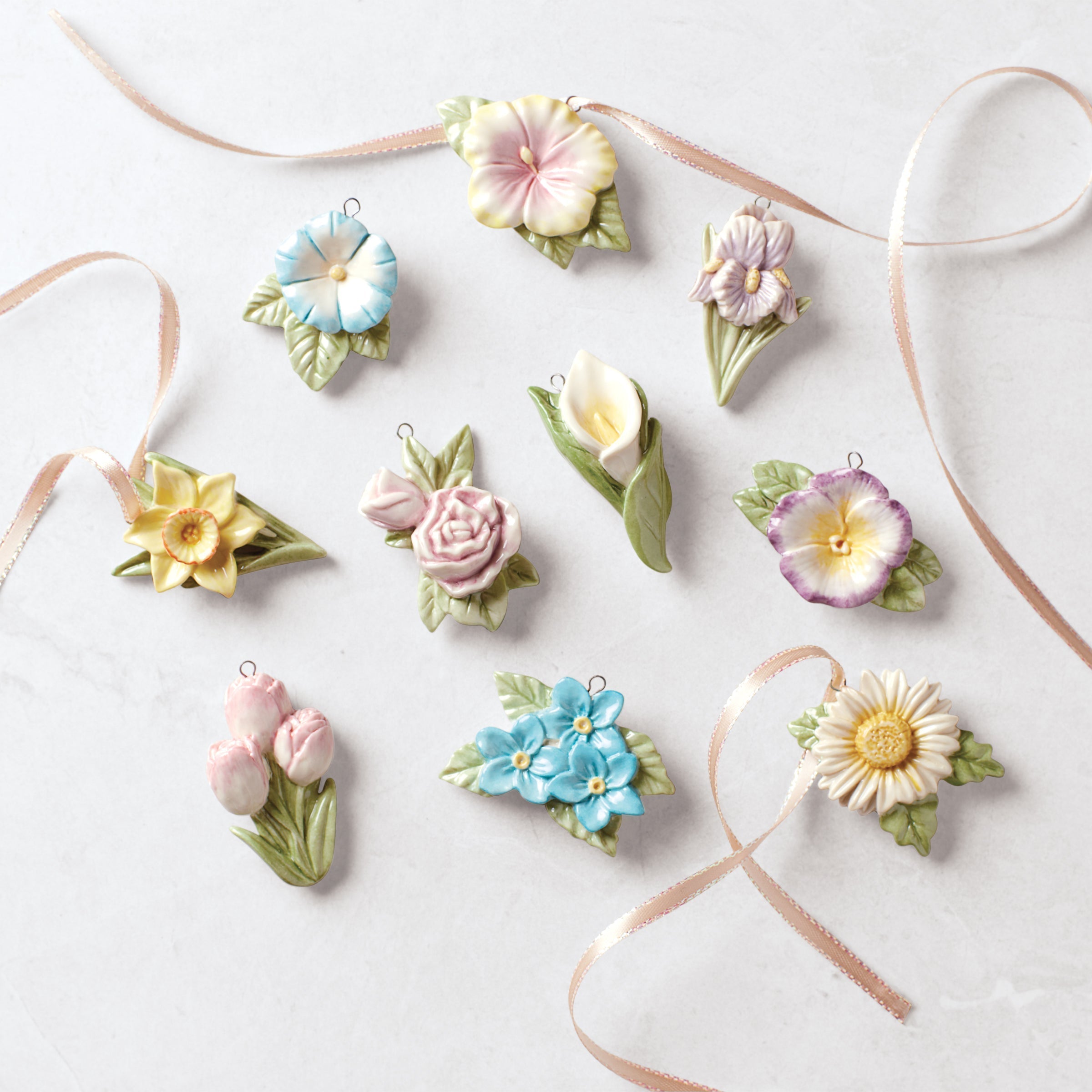 Lenox Fine Lenox Fine Celebrate Flowers 10-Piece Mini Ornament Set - Image 10